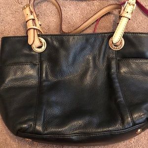 Black michael Kors tote